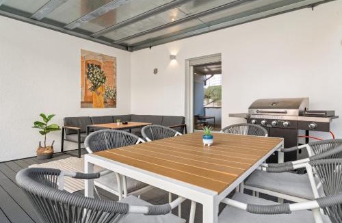 Montabaur House | HOMEBASE am Schloss - Perfekt für Gruppen - 4 Apartments - 1 Haus