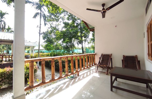 Barangabari Cottage | Homecation Samaina Cottage