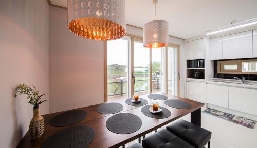Hangyeong House | Homechee Pension