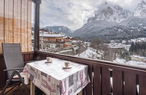 Siusi Apartment | Homely Apartment “Euringer Villa Erna” with Mountain View