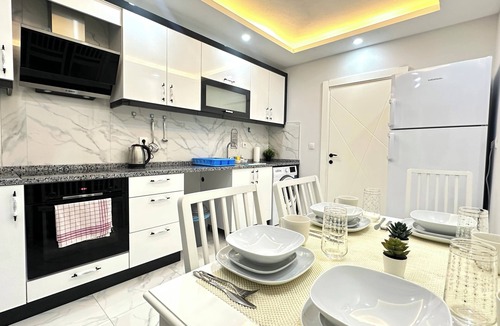 Kepez Apartment | HOMELY! Design Apartment Antalya 2+1 Parking, Balcony, AC, 100Sqm!