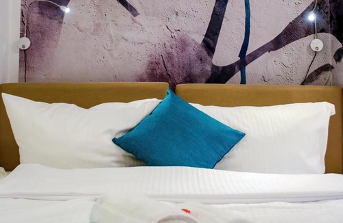 Obergiesing Apartment | HOMELY STAY Studio 1 - Small and cozy Self-Check-In Room in Munich