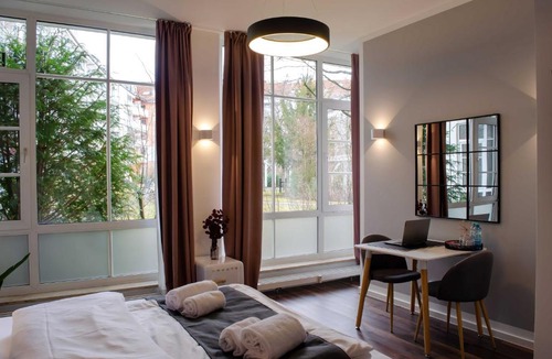 Sendlinger Feld Apartment | HOMELY STAY Studio 7 - Elegant Self-Check-In Studio for Urban Travelers