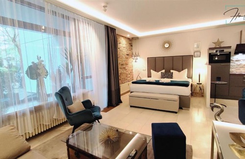 Ramersdorf Apartment | HOMELY STAY Studio P1 - Elegant Self-Check-in Studio-Apartment in Munich -with Kitchen and Washing Machine