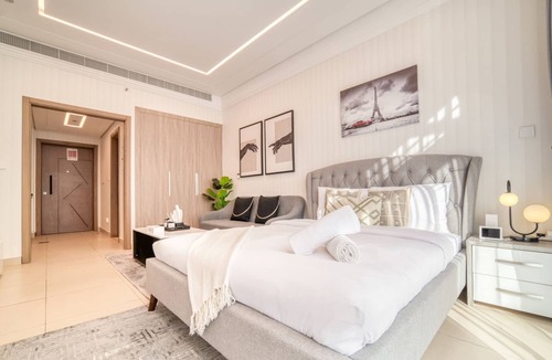 Al Barsha Apartment | Homely Studio at Sunrise Legend Barsha South by Deluxe Holiday Homes