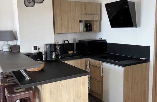 Benerville-sur-Mer Apartment | Homerez - Apartment Benerville-sur-Mer