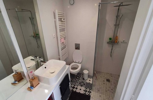 Magny-le-Hongre Apartment | Homerez - Apartment in Magny-le-Hongre.