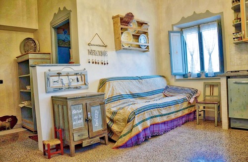 Stroncone Apartment | Homerez - Apartment in Coppe, mountain view