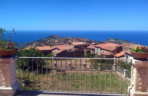 San Mauro Cilento Apartment | Homerez - Appartement 7 km away from the beach for 2 ppl. at San Mauro Cilento