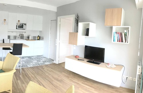 Saint-Andre-des-Eaux Apartment | Homerez - Beautiful appartement 7 km away from the beach for 2 ppl. with garden