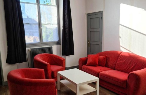 Beaugency Apartment | Homerez - Beautiful appartement for 5 ppl. at Beaugency