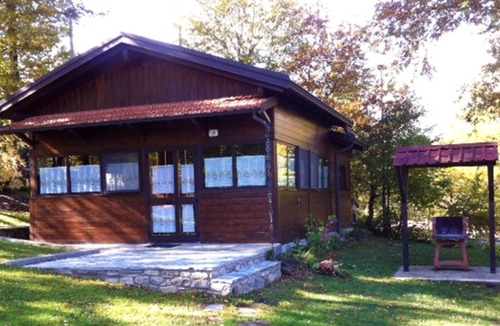 Ventasso Ski Chalet | Homerez - Beautiful chalet for 8 ppl. with terrace at Giarola