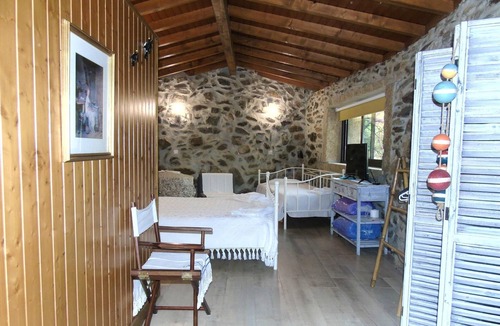 Molares House | Homerez - Beautiful house for 2 ppl. with shared pool at Molares