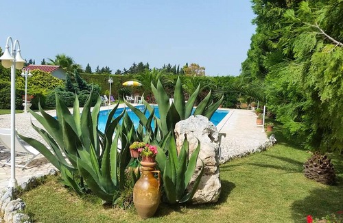 Muro Leccese Apartment | Homerez - Beautiful studio for 4 ppl. with shared pool at Muro Leccese