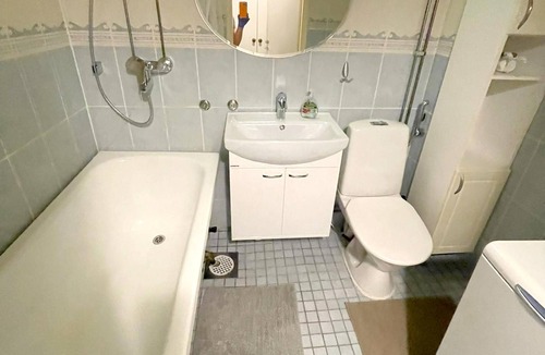 Itainen District Apartment | Homerez - Beautiful studio for 3 ppl. with balcony at Helsinki