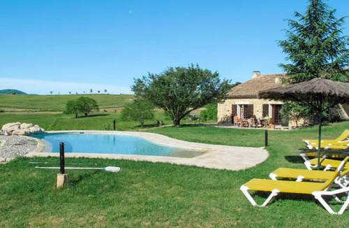 Saint Maime Villa | Homerez - Big villa for 12 ppl. with swimming-pool and terrace at Saint-Maime