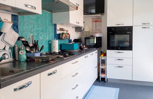 Calasetta Apartment | Homerez - Charming Apartment in Calasetta with Garden