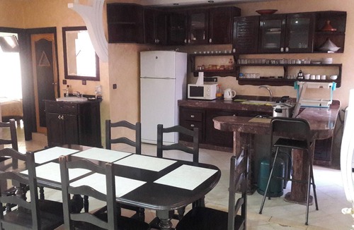 Oujda Apartment | Homerez - Charming Apartment in Oujda with Terrace and Balcony