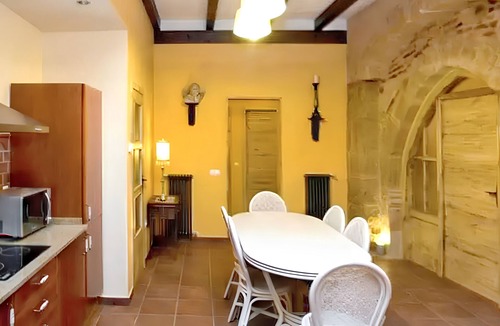 Villalpando House | Homerez - Comfortable House in Villalpando