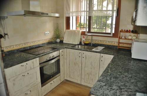 Altura Ski Chalet | Homerez - Cosy Chalet in Altura with Fireplace and Large Terrace