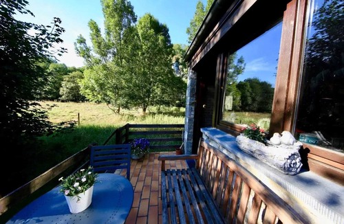 Thon-Samson House | Homerez - Home in Thon