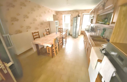 Mouterre-Silly House | Homerez - House in Mouterre-Silly