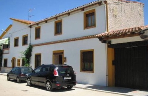 Ivanrey House | Homerez - Mountain View House in Ivanrey