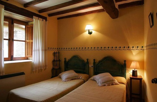 Robledillo de Gata Apartment | Homerez - Nice apartement for 4 ppl. at Robledillo de Gata