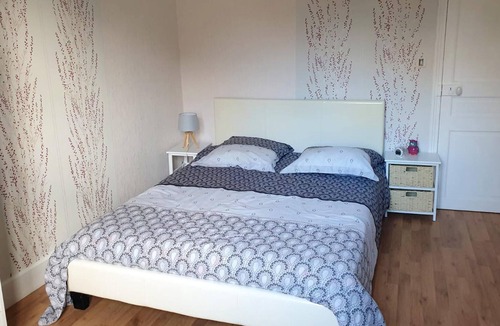 Nuits House | Homerez - Nice house for 6 ppl. with terrace at Nuits