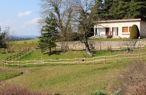 Langogne House | Homerez - Nice house With mountain view and terrace
