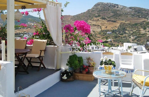 Skyros Town House | Homerez - Nice house with terrace and mountain view