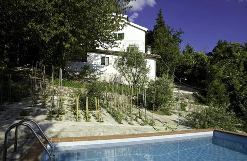 Sant'Agata Feltria Apartment | Homerez - Nice appartement for 8 ppl. with swimming-pool at Sant'Agata Feltria