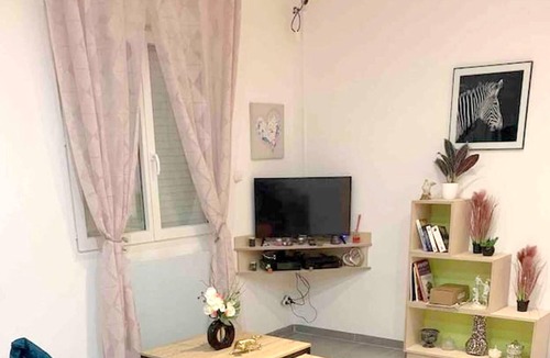 Montmuzard Apartment | Homerez - Nice studio for 3 ppl. with garden and terrace at Dijon