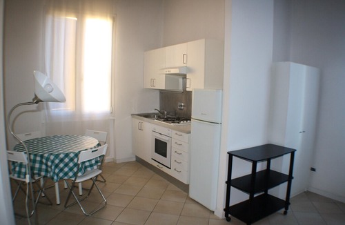 Bolognina Apartment | Homerez - Nice studio for 4 ppl. at Bologna