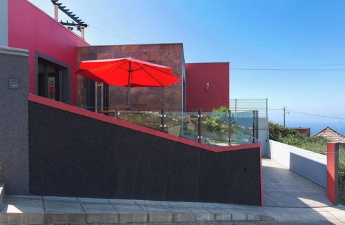 Canhas House | Homerez - Panoramic House in Ponta do Sol, Sea View