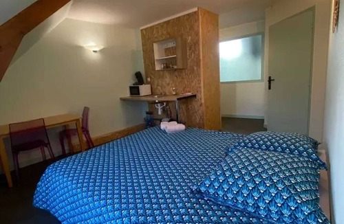 Cherbourg-en-Cotentin Apartment | Homerez - Studio in Cherbourg