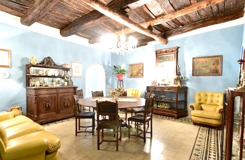 Francolise House | Homerez - Spacious house with sea view and garden