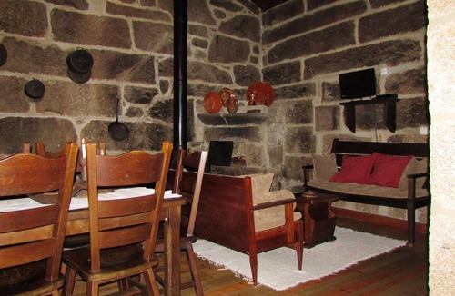 Lindoso House | Homerez - Spacious house for 7 ppl. at Ponte da Barca