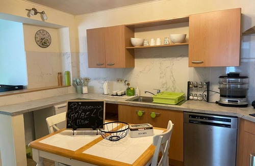 Roux Apartment | Homerez - Studio Charleroi Center
