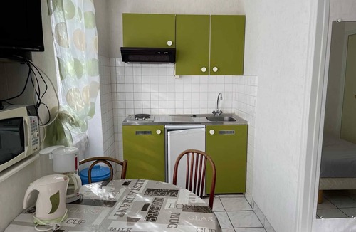Neris-les-Bains Apartment | Homerez - Studio in Néris-les-Bains