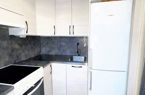 Itainen District Apartment | Homerez - Studio in Central Helsinki