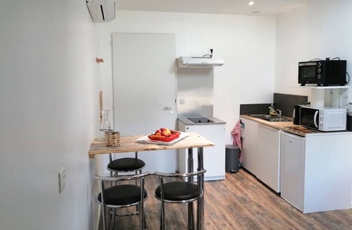 Saint-Jory Apartment | Homerez - Studio in Saint-Jory
