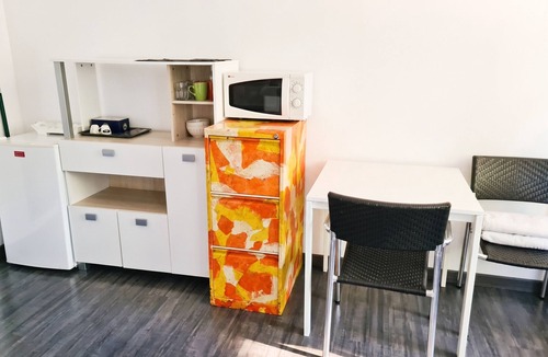 Saint-Ay Apartment | Homerez - Studio in Saint-Ay