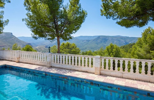 Chulilla Villa | Homerez - Villa in Chulilla
