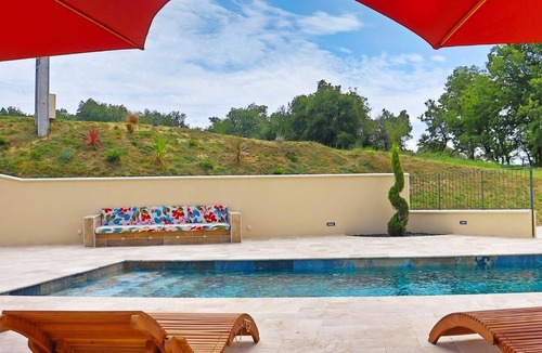 Divajeu Villa | Homerez - Villa in Divajeu