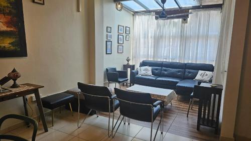 Bandar Baru Permas Jaya House | Homestay Anak Pak Jamil