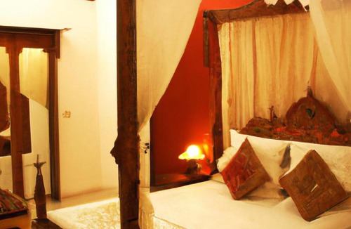 Rajnandgaon Bed & Breakfast | Homestay at Rajnandgaon