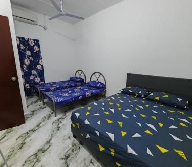 Banting House | HOMESTAY DATUL BANTING #5, 1bilik 4-6org, Near Jenjarom, HargaB40, Mvslim shj, #NO TOWEL
