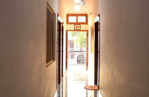 Khajuraho Hotel | Homestay Room with Wellness Programme city tour and guide
