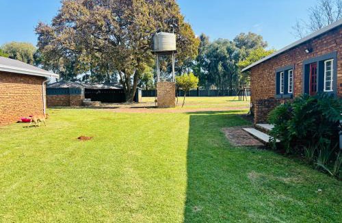 Kempton Park House | Homestead